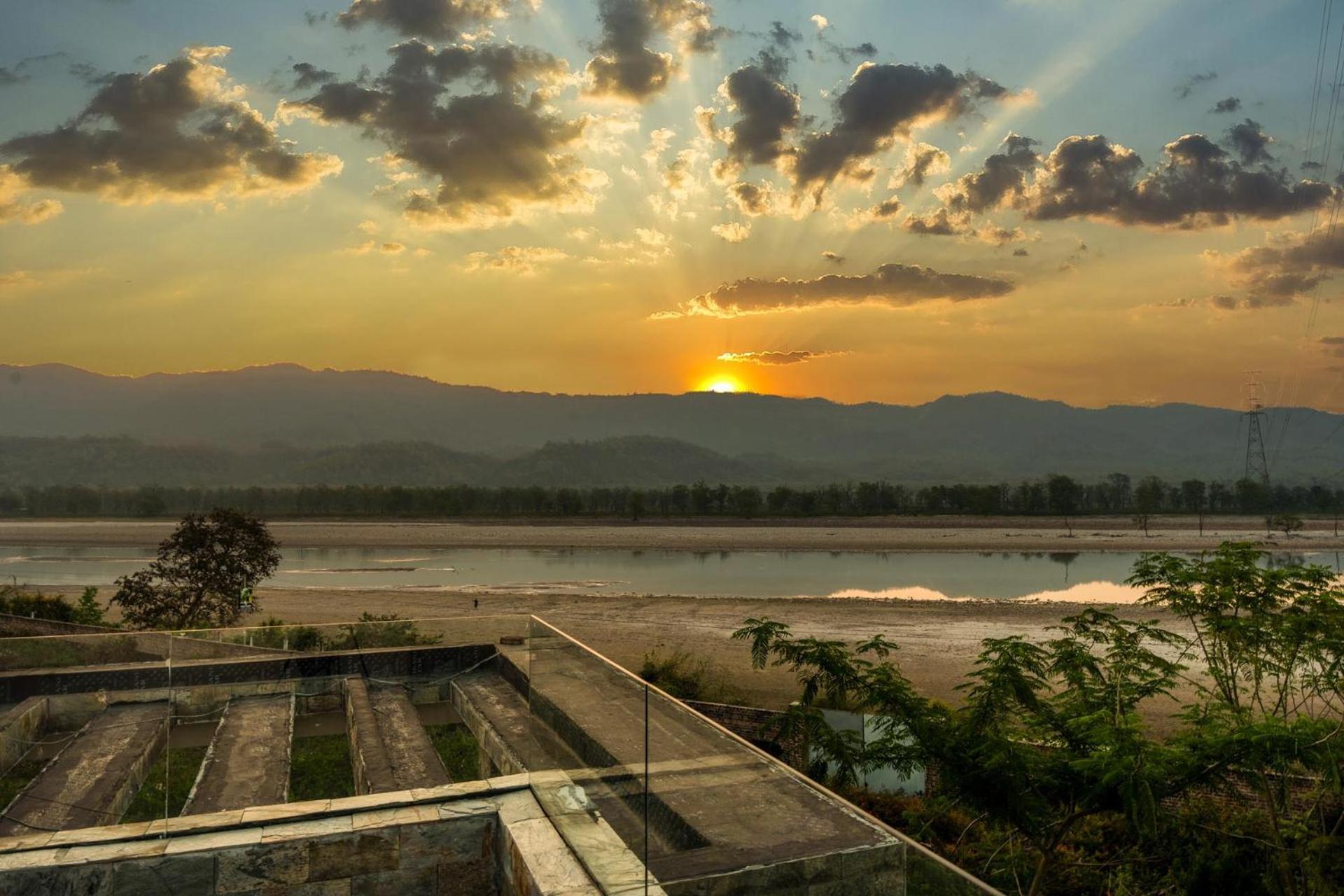 Vista Divine By Veo - Part Of Stayvista Rishīkesh 外观 照片